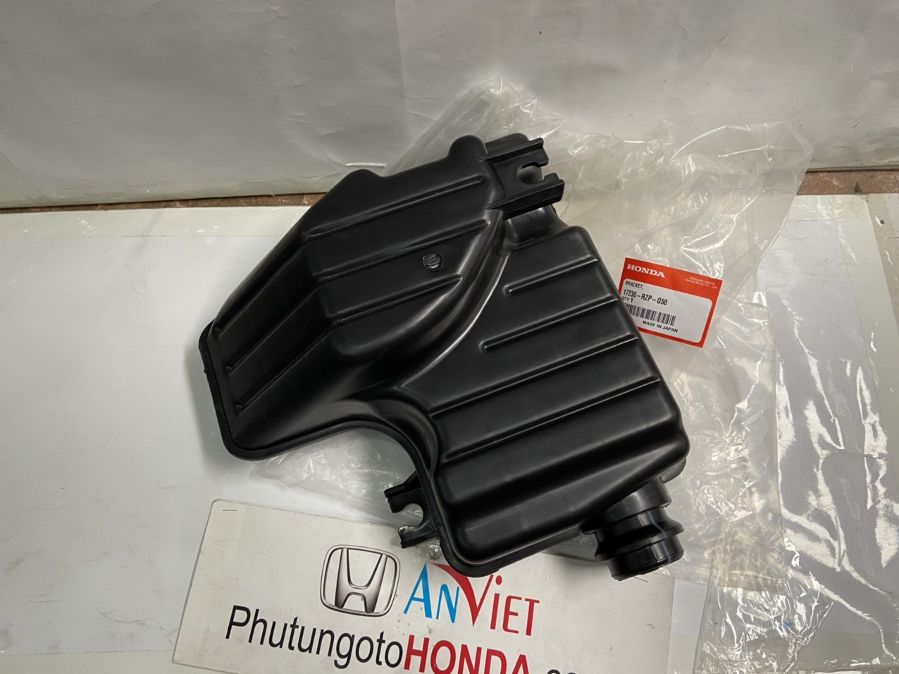 Bầu tiêu âm xe Honda CRV 2.0